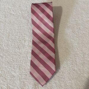 Stafford Mens Silk Necktie Dark & Light Pink White Diagonal Striped Classic